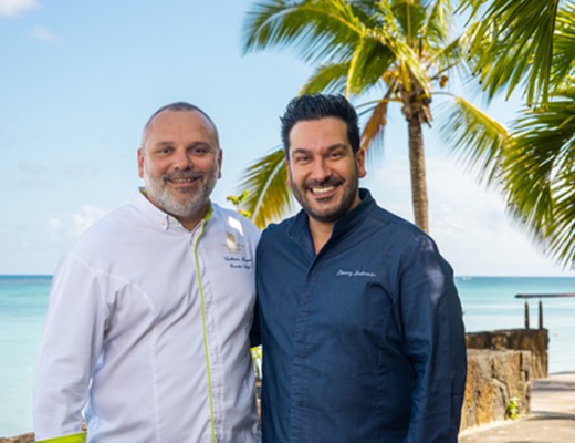 La Dolce Vita à l’Île Maurice : l’hôtel Trou aux Biches Beachcomber invite le Chef Denny Imbroisi pour une collaboration haute en saveurs. 