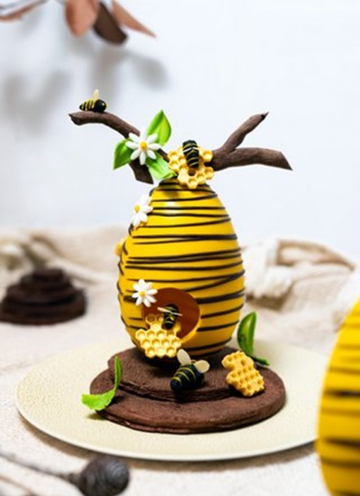 ‘’La Ruche’’, nouvelle création du Chef pâtissier Stephan Baptiste en hommage à la nature.